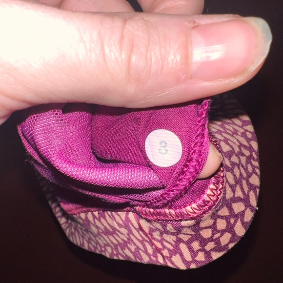 Lululemon Athletica Pink Patterned Sports Bra - Picture 3 of 3